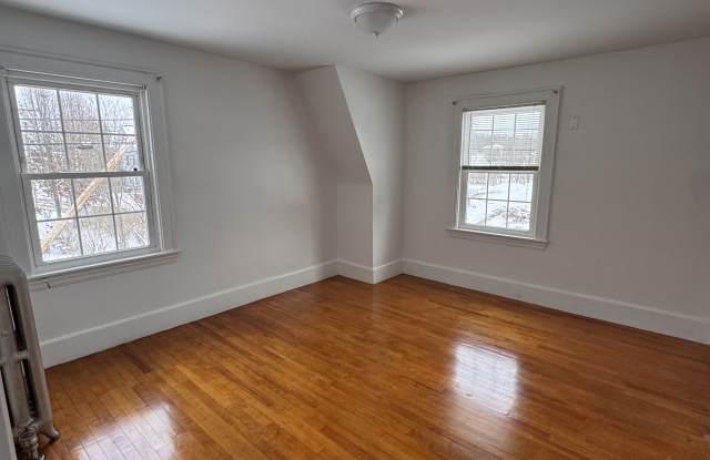 92 Gage St photos photos