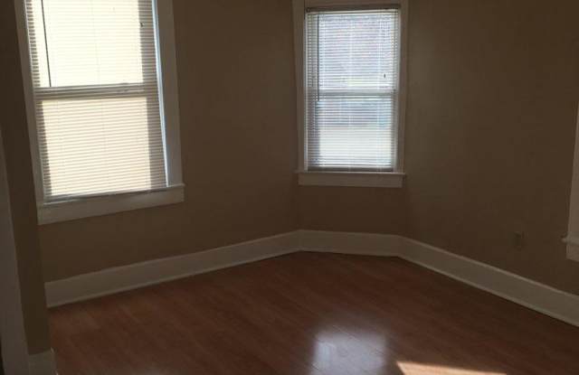 805 Cunningham - 1 Gallery 4