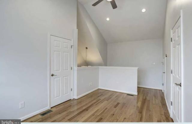 1732 N VEITCH STREET Gallery 4