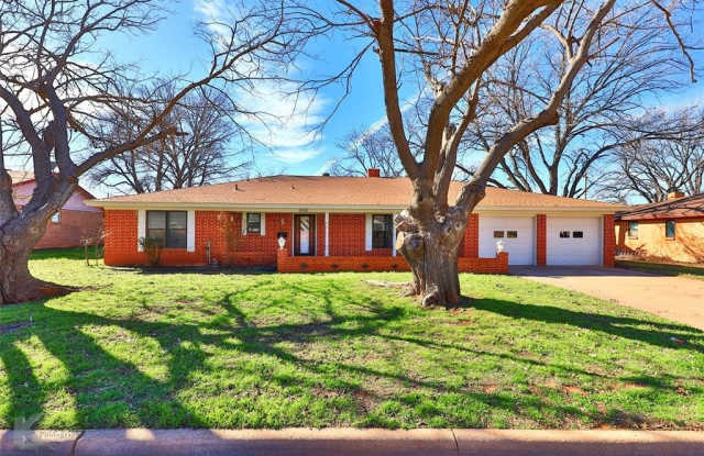 1926 Richland Drive photos photos 1926 Richland Drive photos photos