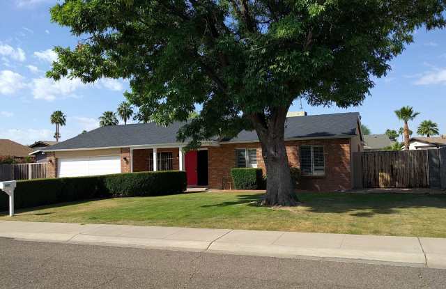 3511 E DAHLIA Drive Gallery 3