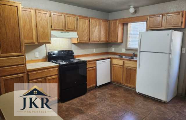2 bed/1.5 bath house Gallery 4