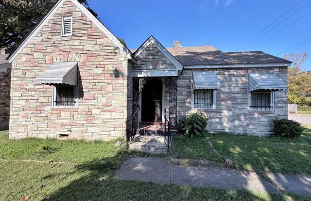 Cozy 3 Bedroom Home Ready for Move In!- $500 Rent Special! photos photos