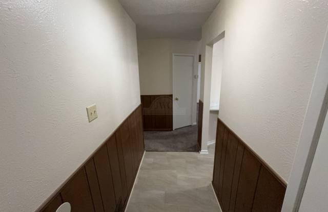1613 Richard, Killeen Gallery 3