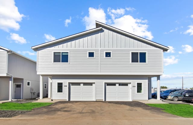218 South Woodlawn Lane - 1 - 218 Woodlawn Lane, Spokane Valley, WA 99216