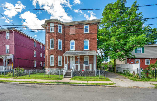63 Seyms Street - 3 photos photos 63 Seyms Street - 3 photos photos
