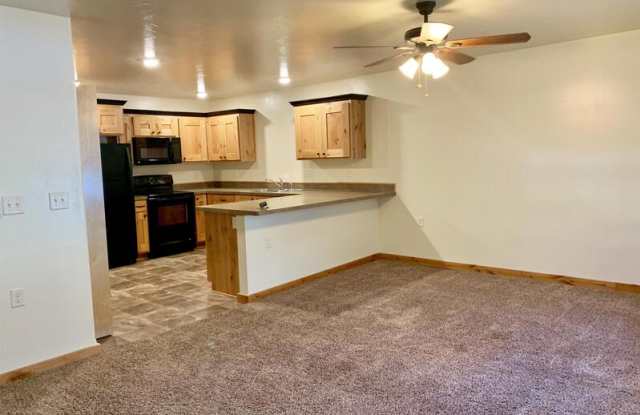 2540 Westwood Loop -4 photos photos