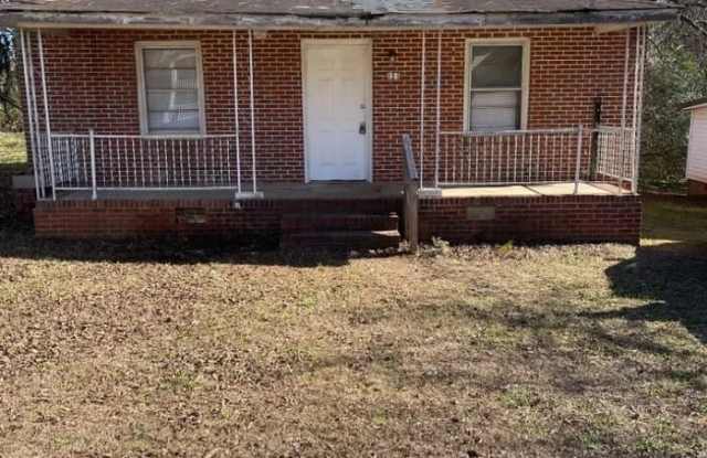 151 Gray Street - 151 Gray Street, Laurens, SC 29360