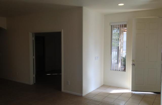 518 S 120TH Avenue Gallery 4