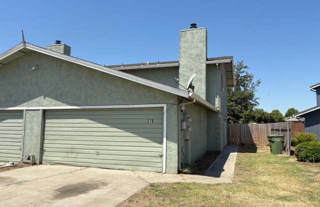 2 Bed, 1½ Bath, 2 Story Duplex in Galt photos photos