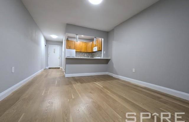 412 West 25th Street photos photos