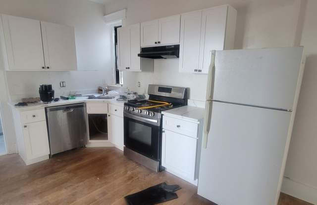 Newly Renovated Luxury Split! Heat  Hot Water Included. July or August move-in - 1258 Commonwealth Avenue, Boston, MA 02134