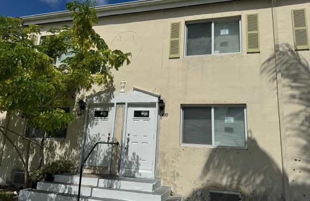 439 Northwest 84th Street - 439#439 - 439 Northwest 84th Street, West Little River, FL 33150 439 Northwest 84th Street - 439#439 - 439 Northwest 84th Street, West Little River, FL 33150