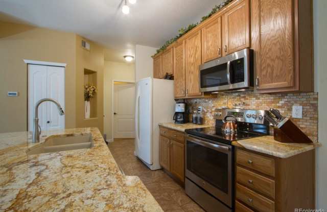 10379 W 55th - 10379 West 55th Lane, Arvada, CO 80002