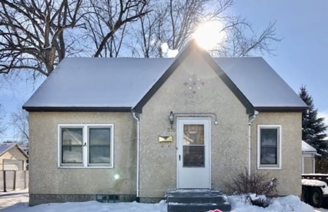 520 5th Avenue W - 520 5th Avenue West, Shakopee, MN 55379