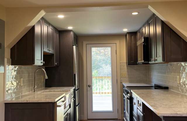 441 Upper North Road photos photos