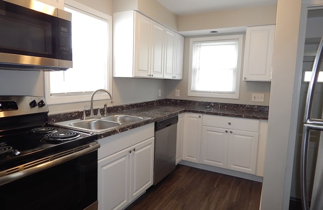 324 E 197th St. - 324 East 197th Street, Euclid, OH 44119