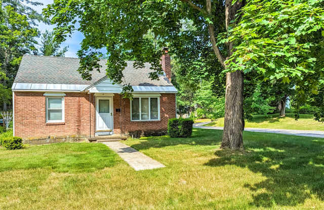 3 BD 1.5 BA Guilderland Schools photos photos 3 BD 1.5 BA Guilderland Schools photos photos