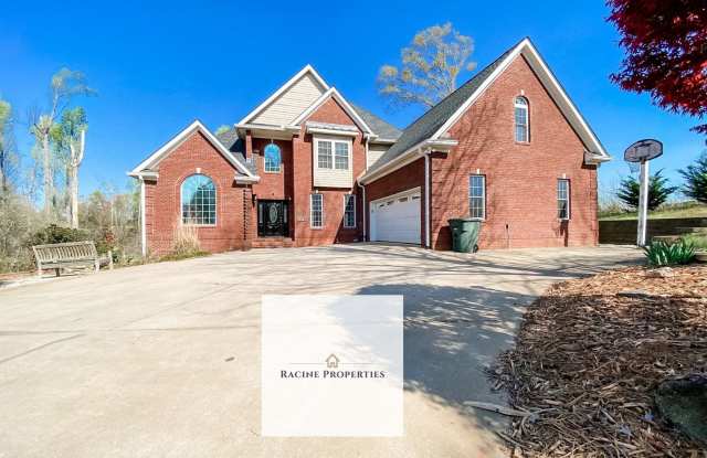 **Your Dream Home Awaits in This Exceptional Cul-de-Sac Retreat** photos photos **Your Dream Home Awaits in This Exceptional Cul-de-Sac Retreat** photos photos