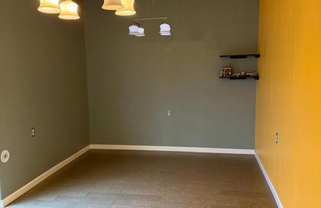 Large 4 bedroom home Gallery 3