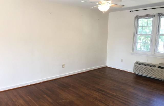 3403 Commonwealth Ave Unit C Gallery 4