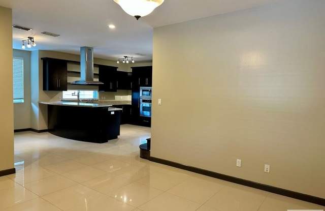 3082 SAN MIGUEL CIRCLE Gallery 3