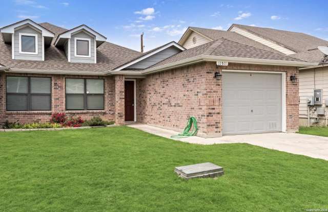 11511 Creek Eagle Gallery 2