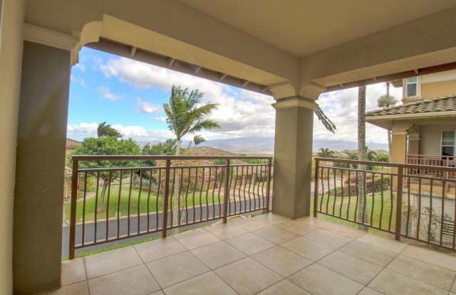 Luxury Two-Bedroom Townhome with Ocean Views at The Villas at Kehalani Gallery 1