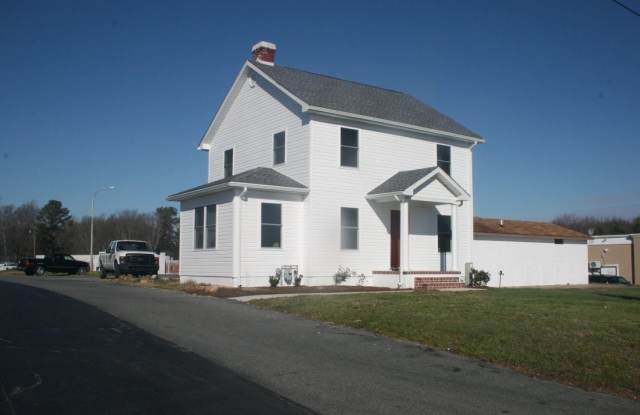 1147 S GOVERNORS Avenue Gallery 2