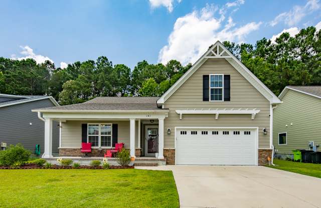 141 Grantham Place photos photos