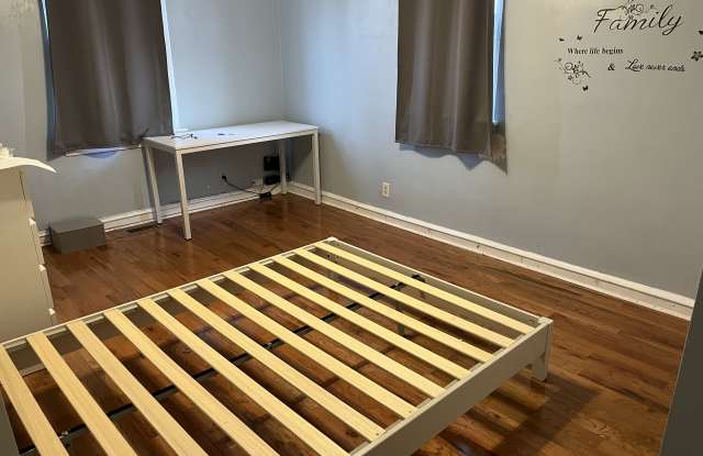 7241 Barnard Avenue Gallery 2