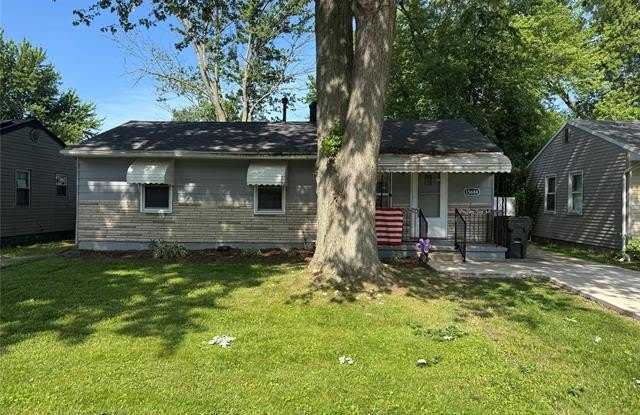 15684 McGuire Street photos photos