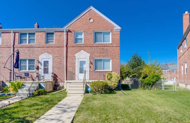 Charming End-Unit Townhome photos photos