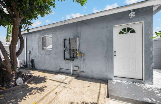 Charming & Spacious 2-Bedroom Unit/ADU in Whittier Gallery 1