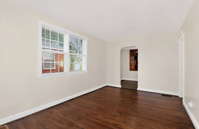Cozy 3 Bedroom House in NoDa! - 1415 Herrin Avenue, Charlotte, NC 28205
