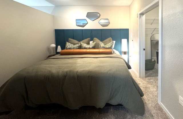 Flux Apartments Gallery 4