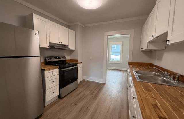 1008 Avenue A Gallery 3