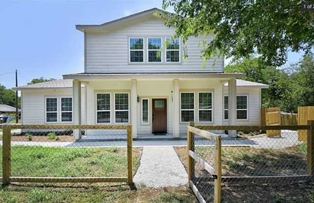 Charming 3BR House in Seguin photos photos