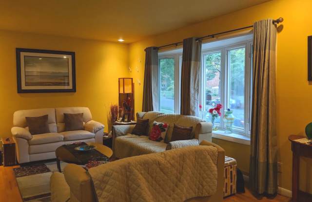 5217 EASTON DRIVE Gallery 3