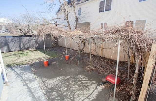 22 Murdock St. photos photos