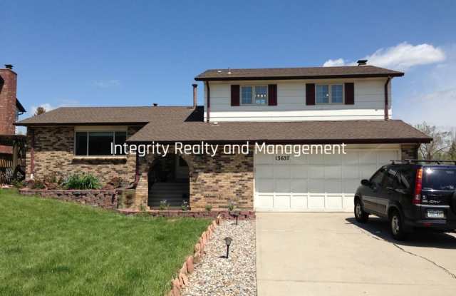 3 Bed/2.5 Bath, 2308 Sqft, Fin Bsmt - 13637 Pisces Ct photos photos