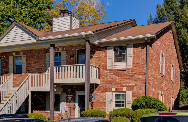 215 Olde Vineyard Court #215 - 1 - 215 Olde Vineyard Court, Winston-Salem, NC 27104