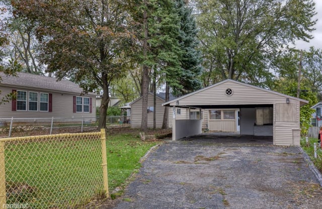 933 Myrtle Ave - 933 Myrtle Drive, Waterford, MI 48328