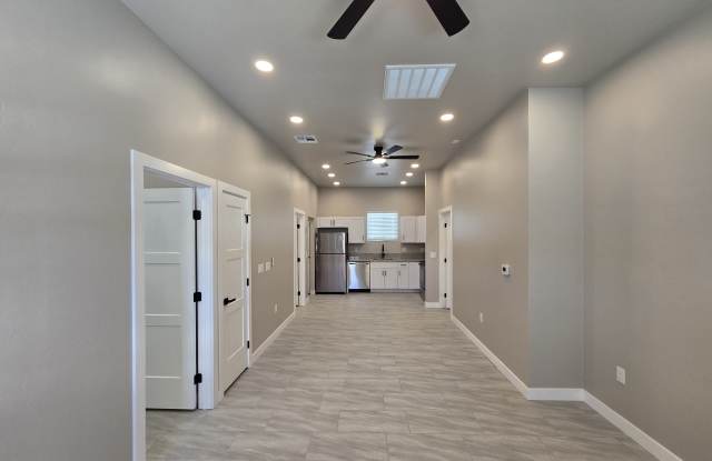 1325 West Speedway Boulevard Gallery 3