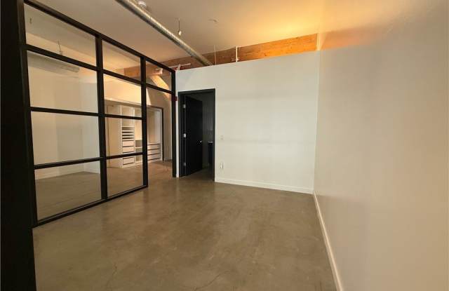 527 Molino Gallery 2