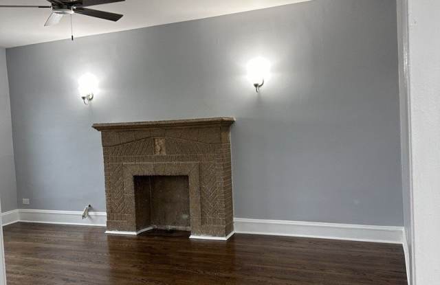 3029 N Austin Avenue Gallery 4