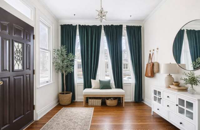 GORGEOUS 4 BEDROOM UNIVERSITY CITY/SPRUCE HILL TOWNHOUSE WITH GARAGE + EXTRA PARKING SPOT photos photos