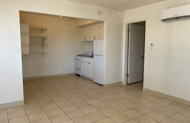 833 W 1st St Apt B Gallery 4