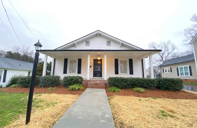 107 S East Avenue - 107 South East Avenue, Kannapolis, NC 28083