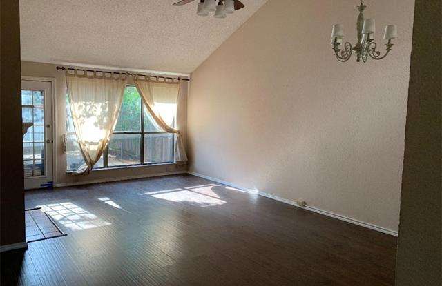 2901 Gray Oak Drive Gallery 4